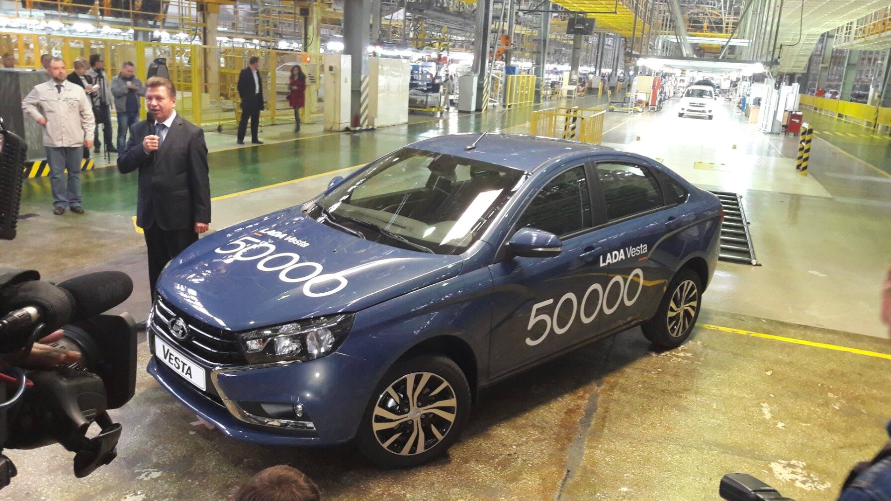 Lada Vesta отметила свой первый день рождения пятидесятитысячным  экземпляром сошедшим с конвеера – Патриотам РФ